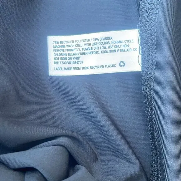 Target All in Motion black Capri athletic leggings size 3X - Picture 4 of 7